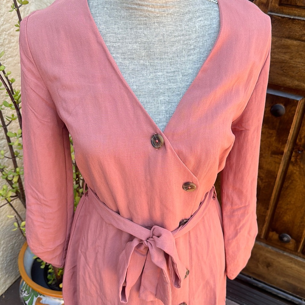 Lulu’s Nude Colored Dress, size M